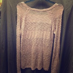 Light weight pinkish sweater
